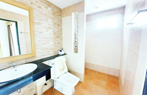Bang Sare Hotel | Sea Hill Boutique Residence