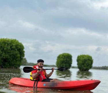 Kasaragod District Hotel | Sea Island Resort
