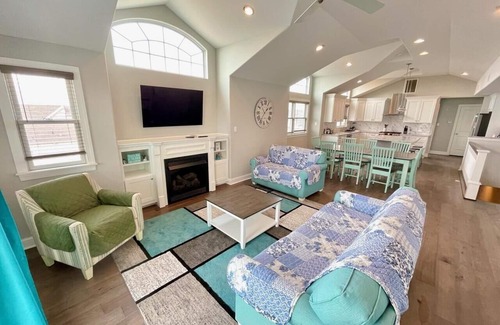 Townsend's Inlet House | SEA ISLE POOL - 6 Bedroom TownHouse with ELEVATOR/POOL in Townsends Inlet