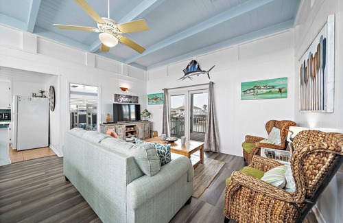 Galveston House | Sea Isle Subdivision-Easy BreezynEnjoy Fishing or the Beach at this property.