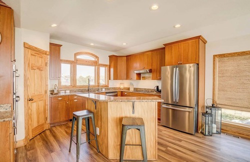 Kitty Hawk House | Sea La Vie | 3,800 ft to the beach | Private Pool and Hot Tub