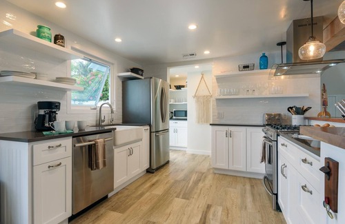 Pierpont Bay House | Sea La Vie - An Ocean Breeze Cottage