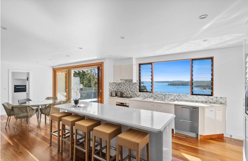 Bayview House | Sea La Vie at Bayview - 'paradise by the sea'