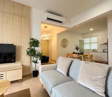 Tanjung Kling Apartment | Sea La Vie at Mutiara Beach Resort - Seaview & Netflix free wifi
