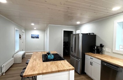Eastport House | Sea la Vie | Spacious, Stylish Home Steps from Downtown Eastport