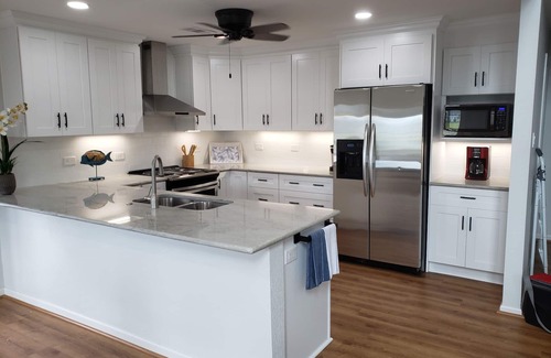 Terramar Beach House | Sea Lover Cottage - West End Canal House - Recently Renovated