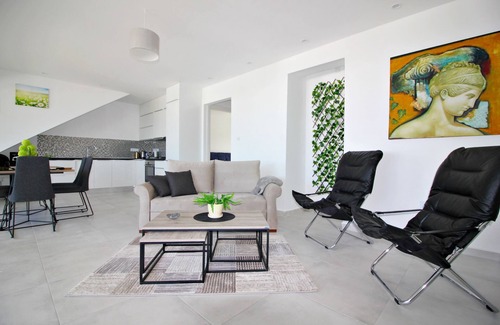 Esentepe Apartment | Sea Magic Premium C4/5