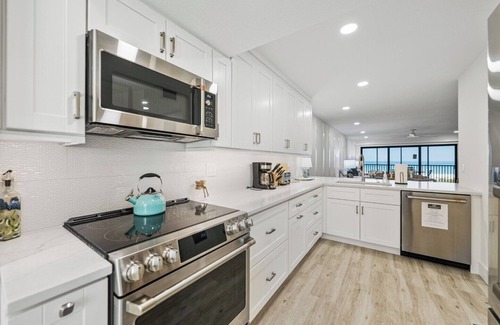 Boca Grande Condo | Sea Oats 154 - Gulf Front - 2 bed/2 bath - Tennis - Elevator - Sleeps 6