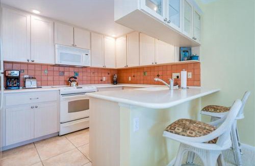 Downtown Boca Grande Historic District Apartment | Sea Oats 336 Condo