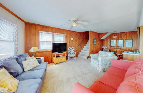 Holden Beach House | Sea Odyssey