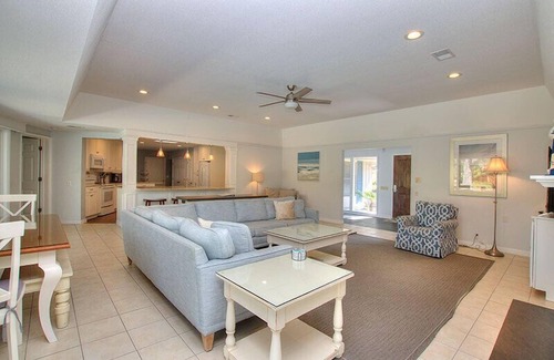 Beach Lagoon House | Sea Pines Beach Home with 4+BRs, Private Pool, Golf View & Short Walk to Beach!