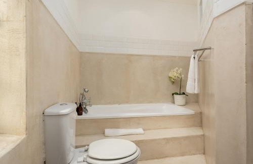 Cape Town Apartment | Sea Point Hideaway