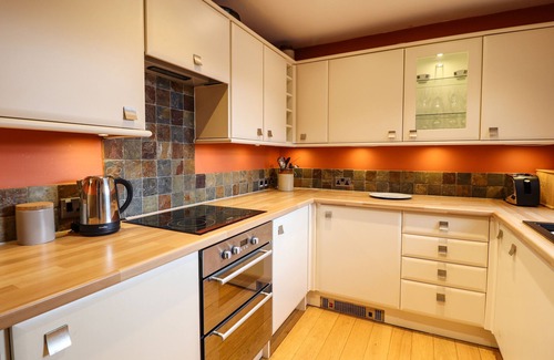 Rhyd-y-foel House | Sea-prize View