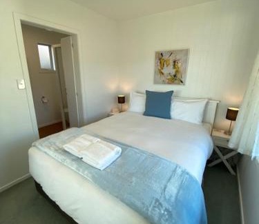 Picton Apartment | Sea-Renity Picton, Apt A
