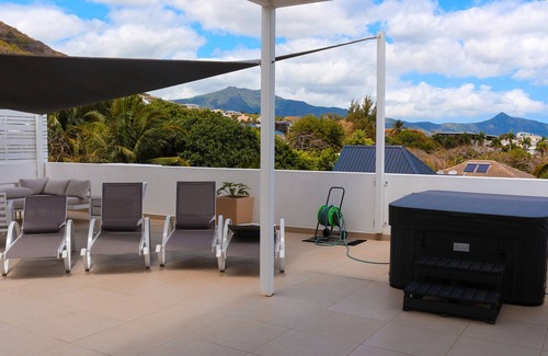 La Mivoie Apartment | Sea Rock - Penthouse