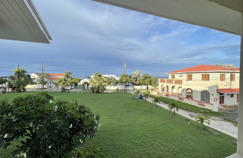 Enterprise Apartment | Sea Rocks Beach Apartments - Lovely 2 Bedroom Unit
