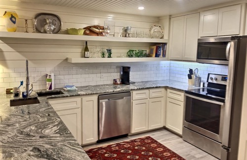 Shibui Sands Condo | Sea Sands 2 bdrm Condo w/Private Boardwalk to the beach. Ground Floor Sleeps 8!
