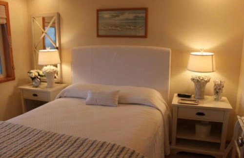 Pacific Beach Apartment | Sea Scallop