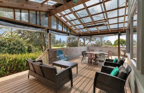 Ruakaka House | Sea Serenity - Ruakaka Holiday Home