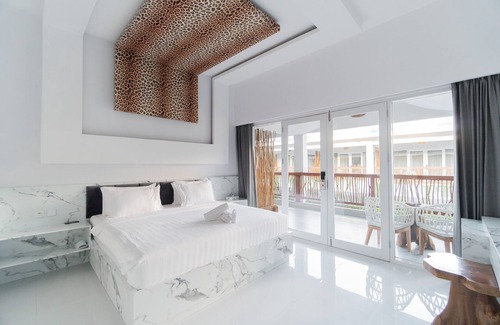 Gili Trawangan Resort | sea shell resort