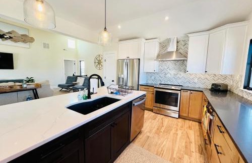 Sandpiper Village House | Sea side drive 8