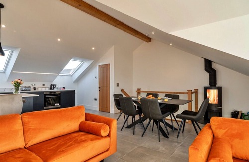The Lizard Ski Chalet | Sea Skapya