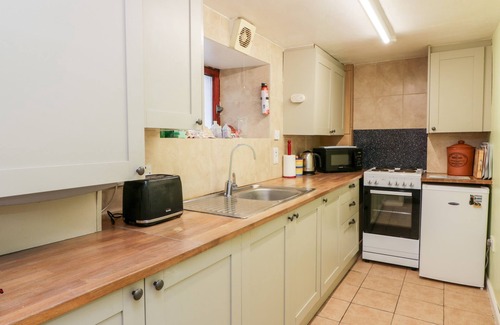 Eyemouth Apartment | SEA SPRAY, pet friendly, country holiday cottage in Eyemouth