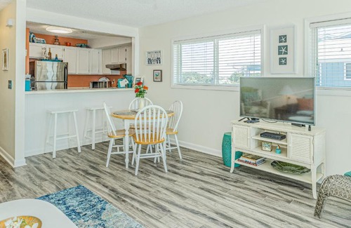 Kure Beach Apartment | Sea Spray Place