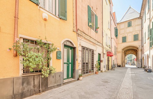 Borghetto Santo Spirito Apartment | Sea Stone - 100m From The Sea, Borghetto Santo Spirito, Italy