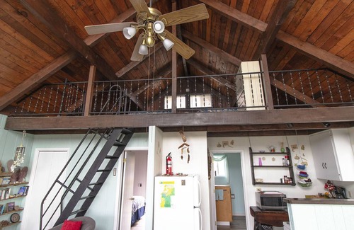 Bandon House | Sea Stacks: Ocean front deck with great views and beach access