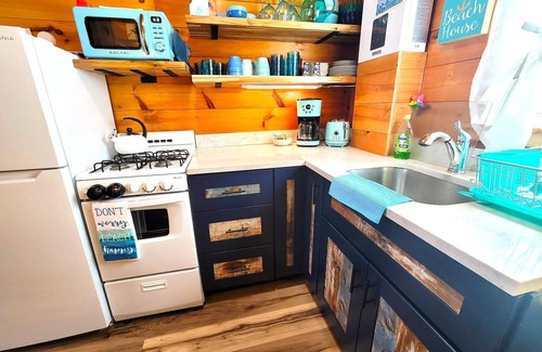 Hampton Cottage | Sea & Sun Cottage #1