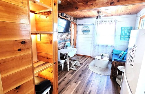 Hampton Cottage | Sea & Sun Cottage #1