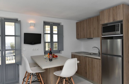 Santa Maria Apartment | Sea Swell Studio - panoramic views and shared pool