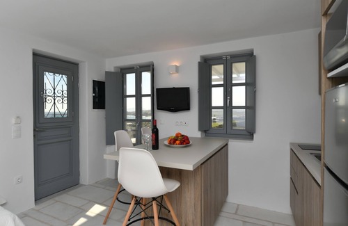 Santa Maria Apartment | Sea Swell Studio - panoramic views and shared pool