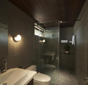 Thuan An House | Sea to Sea Villa Boutique