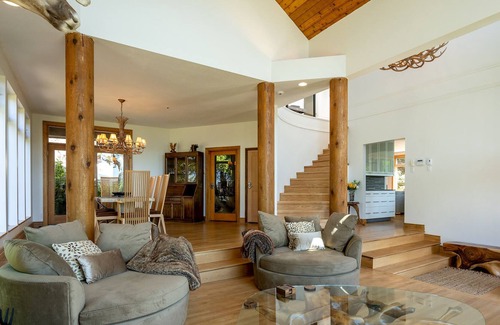 Furry Creek Ski Chalet | Sea to Sky Chalet
