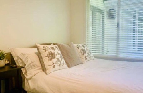 West Vancouver Apartment | Sea to Sky Cottage