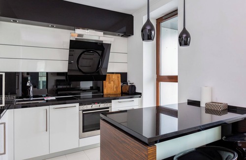 Srodmiescie Apartment | Sea Towers Luxury Apartment