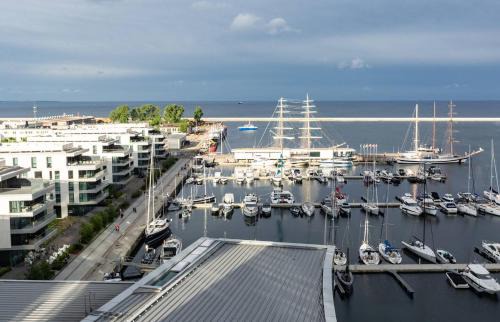 Srodmiescie Apartment | Sea Towers Luxury Apartment