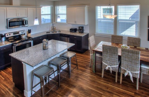 Ocean Shores House | Sea Turtle Cottage - Oyhut Bay Seaside Village
