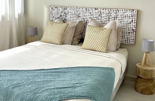 L'Houezel Apartment | Sea view 2 bedroom apartment, Rêves bleus