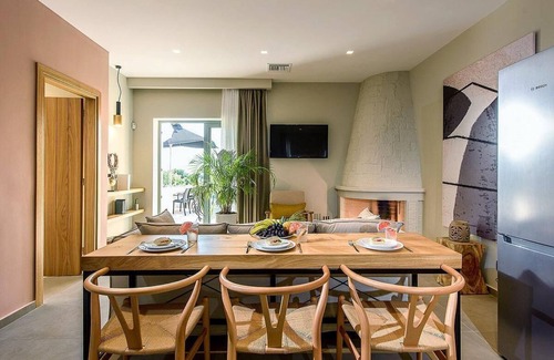 Agkisaras Villa | Sea View 3 bedroom villa with a heated pool