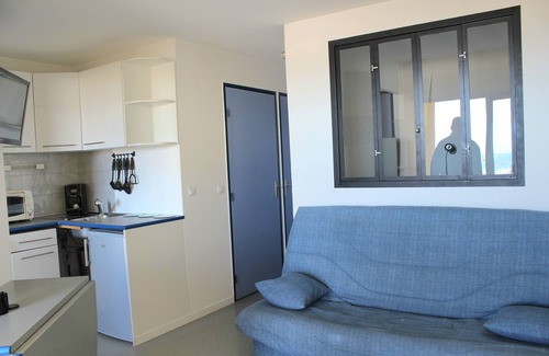 La Cote Radieuse Apartment | Sea view apartment