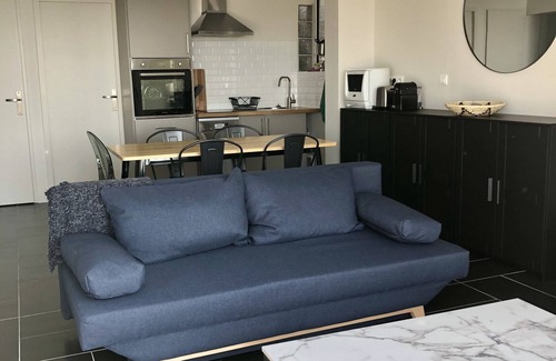 Saint-Palais-sur-Mer House | SEA VIEW Apt. 5 pers. SAINT PALAIS beach on foot