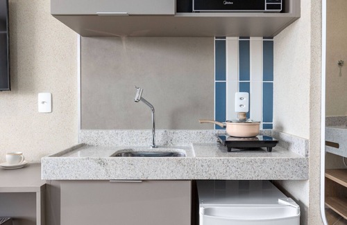 Copacabana Apartment | Sea View and Balcony with Bathtub | Q11