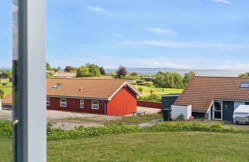 Kettingskov House | Sea view and calm in lovely house for 10 guests