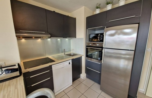 Quartier du Casino Apartment | Sea View Apartment with Pool & Tennis Court, 2BR, 6 Guests, Châtelaillon-Plage