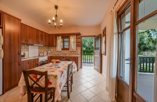 Porto Koukla Apartment | Sea view apartment at 250 m from the beach