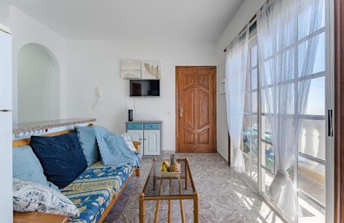 Los Gavilanes Apartment | Sea View Apartment Blue Pearl
