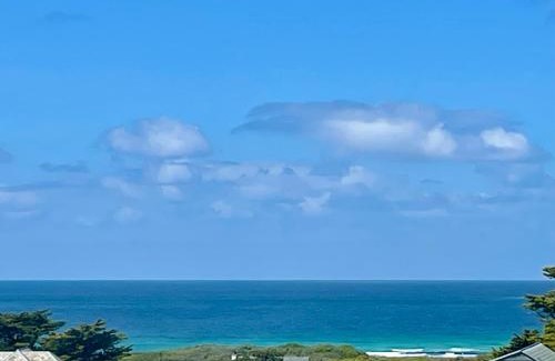 Constantine Bay Apartment | Sea view apartment, first floor